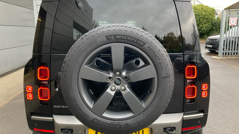 Land Rover Defender 90 Diesel 3.0 D250 Hard Top X-Dynamic HSE Auto [3 Seat]